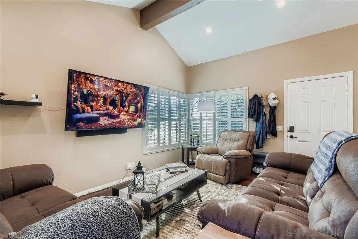 San Diego, California, 92124, United States, 3 Bedrooms Bedrooms, ,3 BathroomsBathrooms,Residential,For Sale,1990996