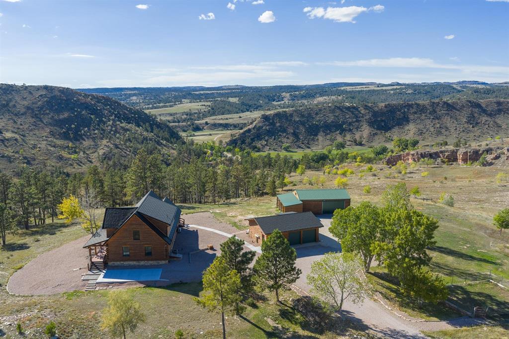 Hot Springs, South Dakota, 57747, United States, 3 Bedrooms Bedrooms, ,2 BathroomsBathrooms,Residential,For Sale,1984006