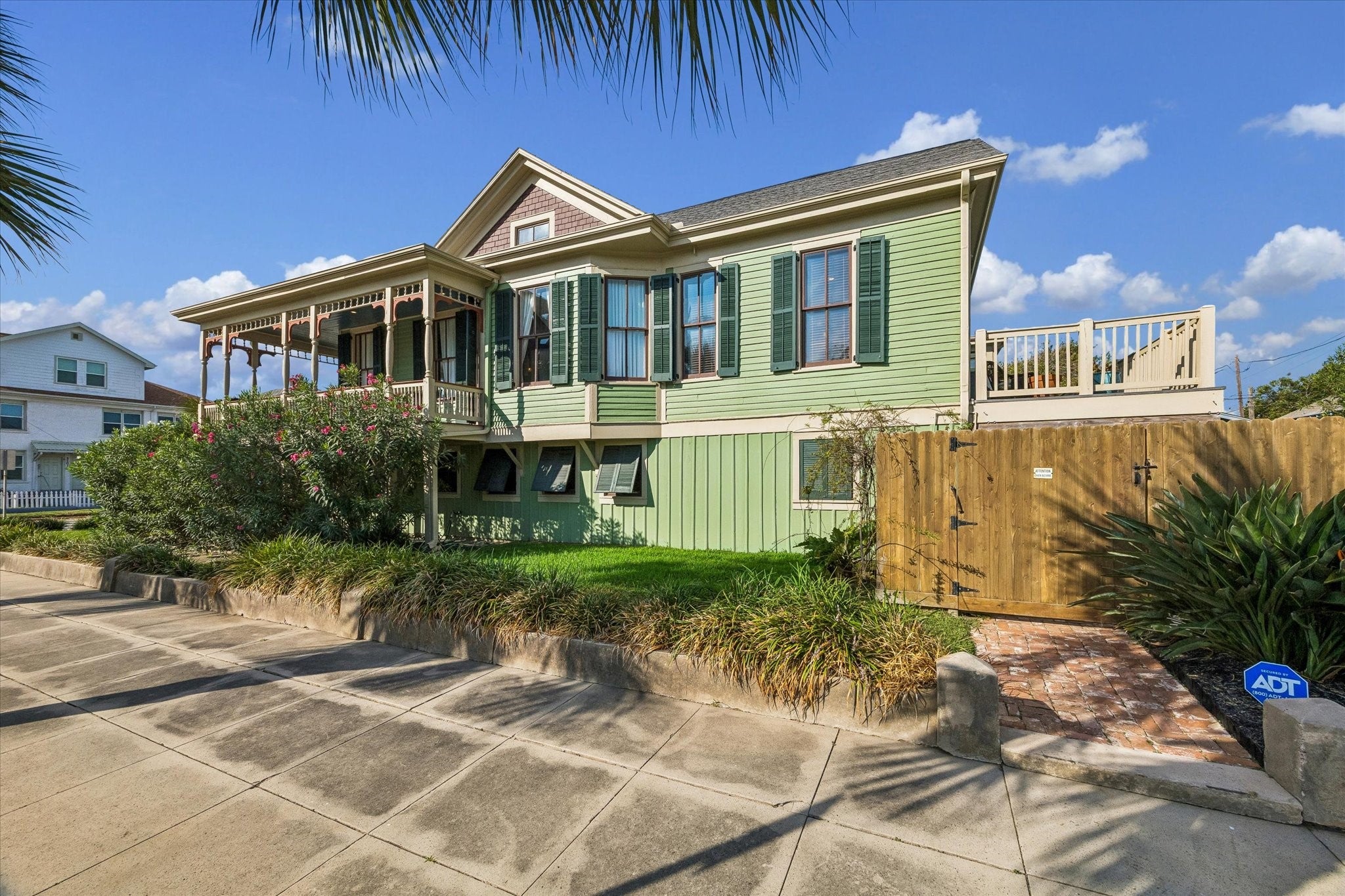 Avenue P , Galveston, TX 77550 #1