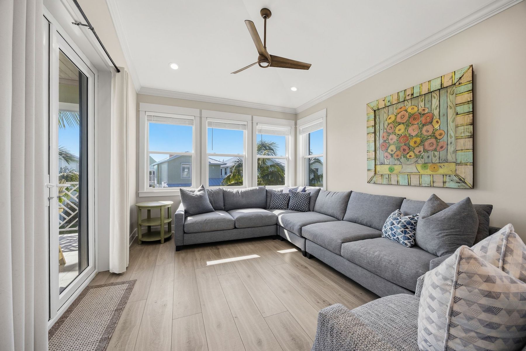  Modern Waterfront Home with Private Dock - 物件實景