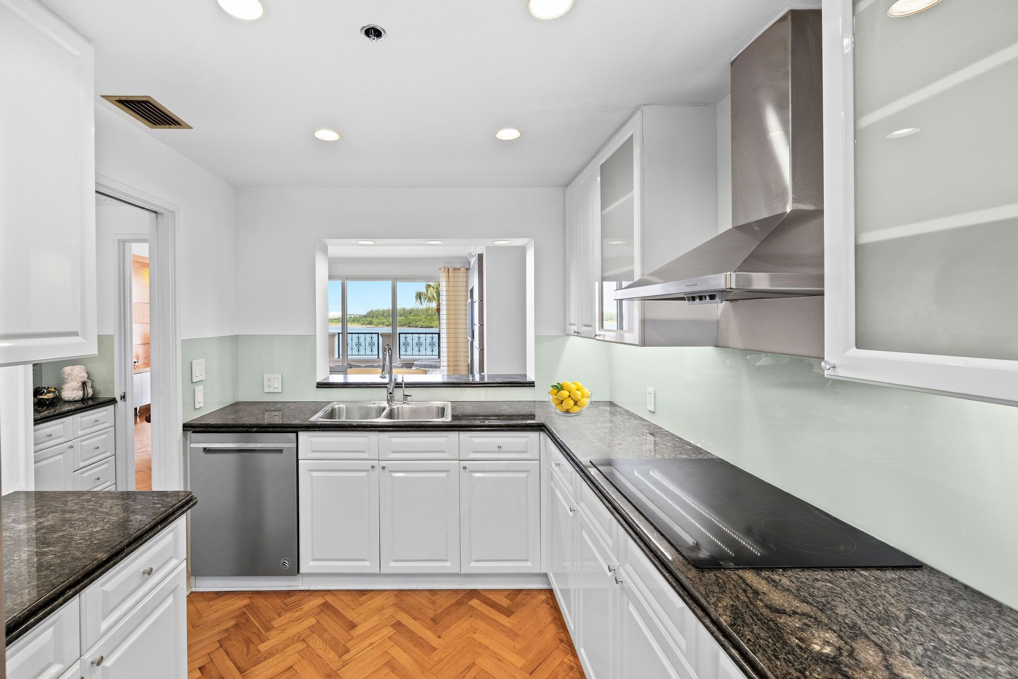  2432 Fisher Island Dr, Miami Beach, FL, 33109 - 物件實景