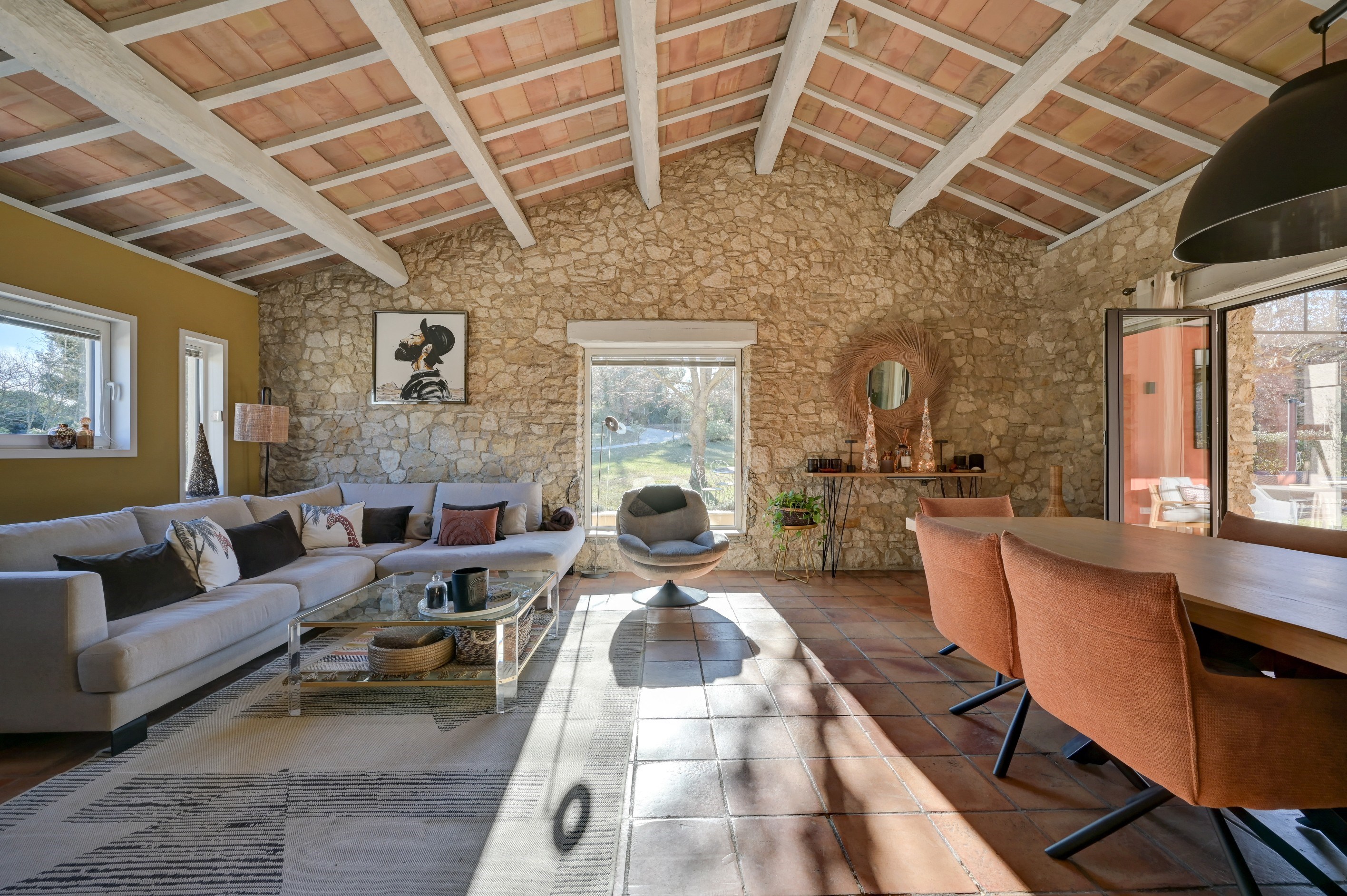  200 sqm Family Home on 6,256 sqm of Land – Close to Aix-en-Provence - 物件實景
