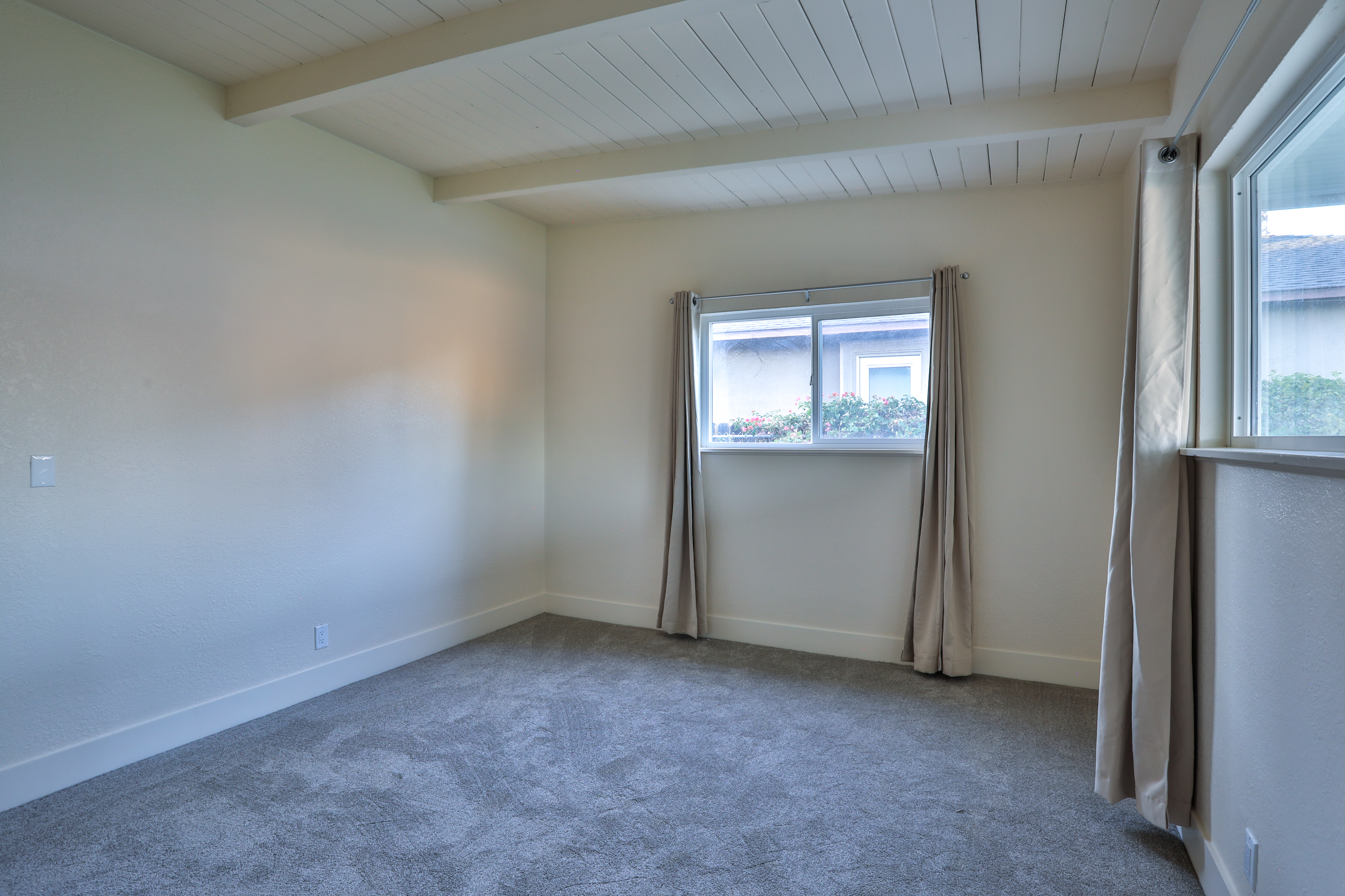  664 N. 8th Avenue, Upland, CA 91786 - 物件實景