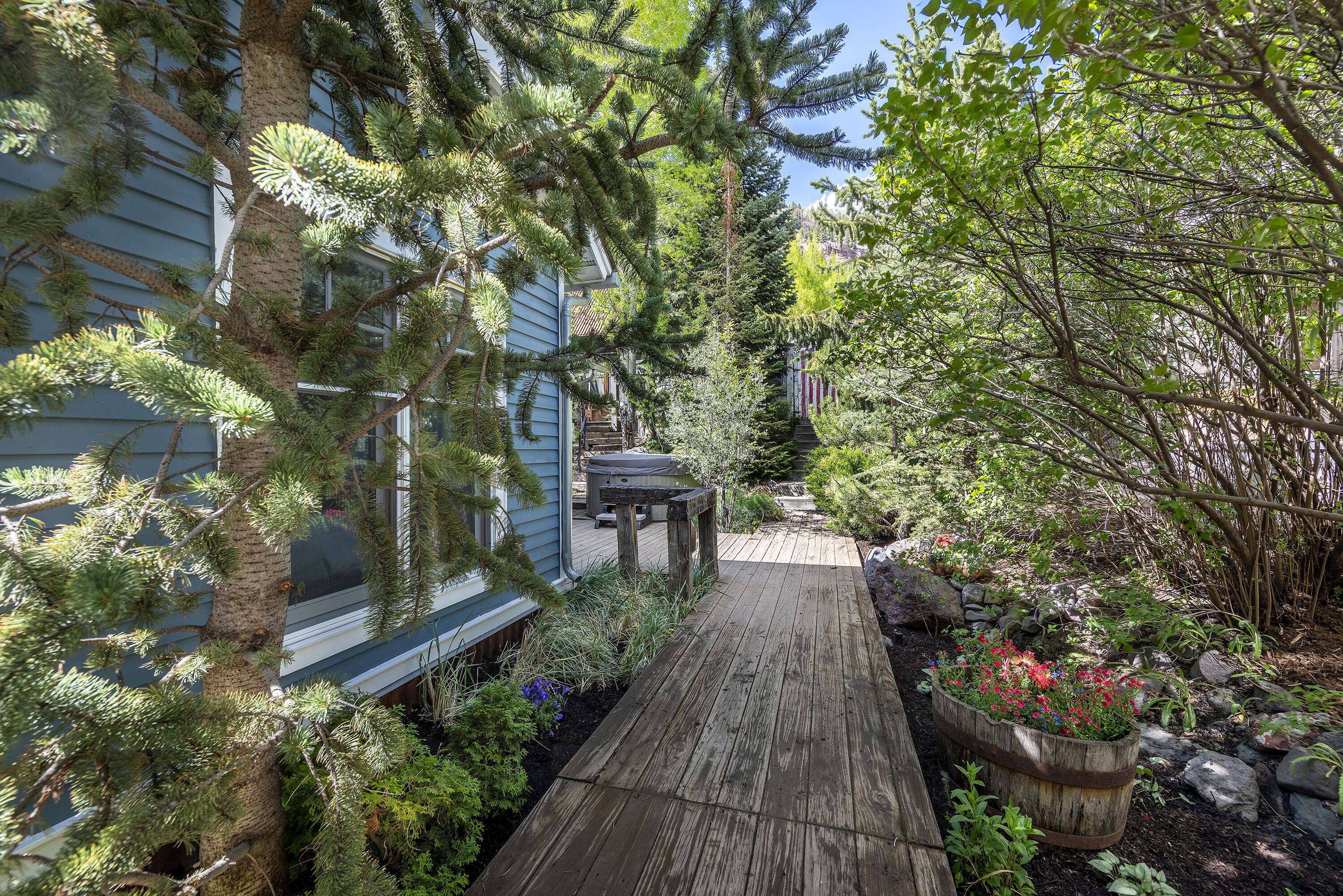 Telluride, Colorado, 81435, United States, 4 Bedrooms Bedrooms, ,4 BathroomsBathrooms,Residential,For Sale,1840388