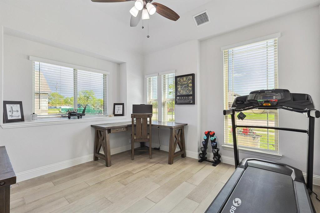 Midlothian, Texas, 76065, United States, 4 Bedrooms Bedrooms, ,3 BathroomsBathrooms,Residential,For Sale,1979860