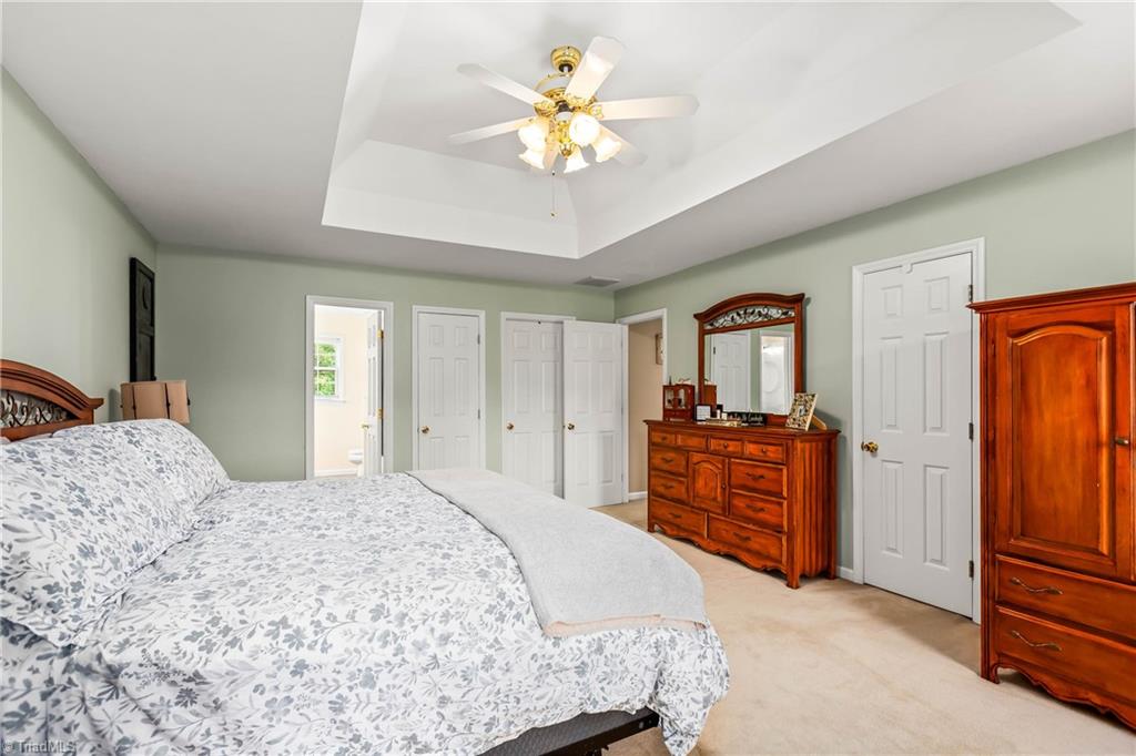 Clemmons, North Carolina, 27012, United States, 4 Bedrooms Bedrooms, ,3 BathroomsBathrooms,Residential,For Sale,1902242