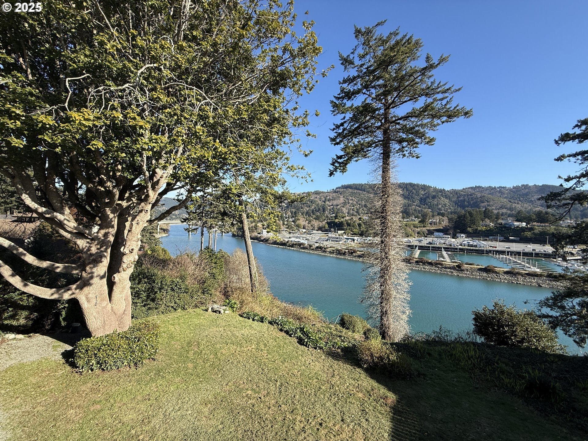 Brookings, Oregon, 97415, United States, 3 Bedrooms Bedrooms, ,2 BathroomsBathrooms,Residential,For Sale,1978372