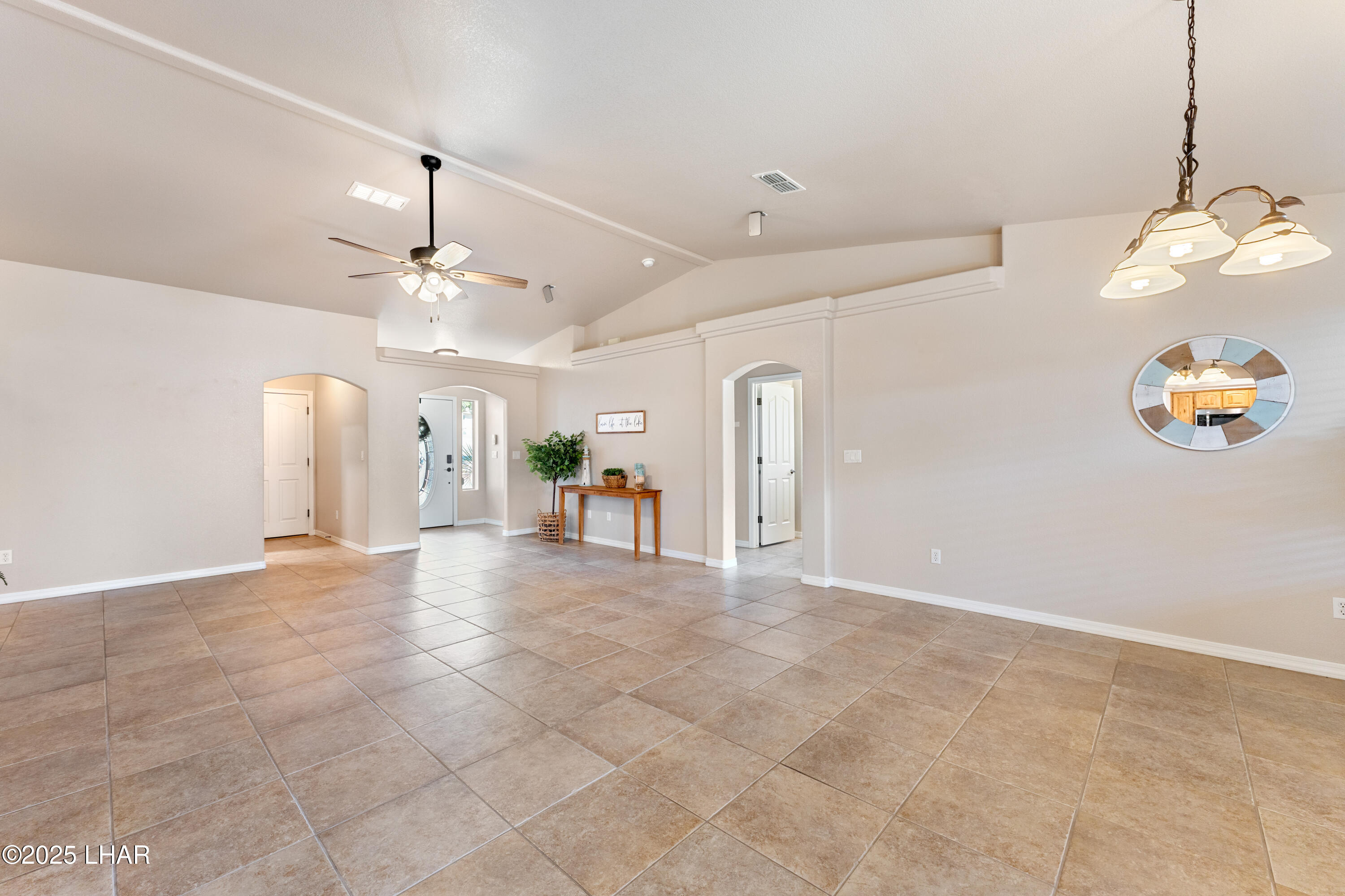 Lake Havasu City, Arizona, 86404, United States, 3 Bedrooms Bedrooms, ,1 BathroomBathrooms,Residential,For Sale,1967862