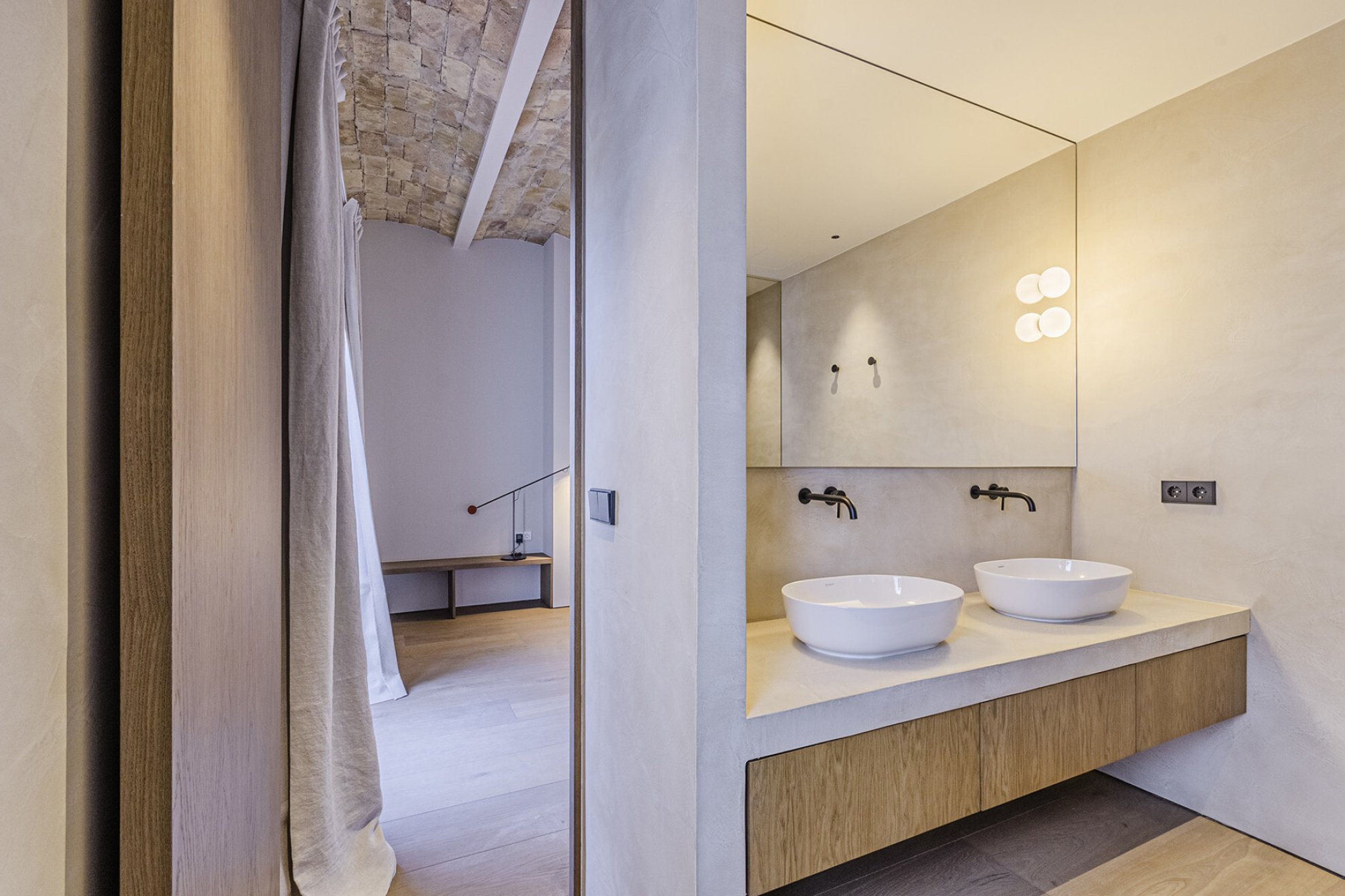  Fantastic brand new refurbished apartment in the Dreta de l