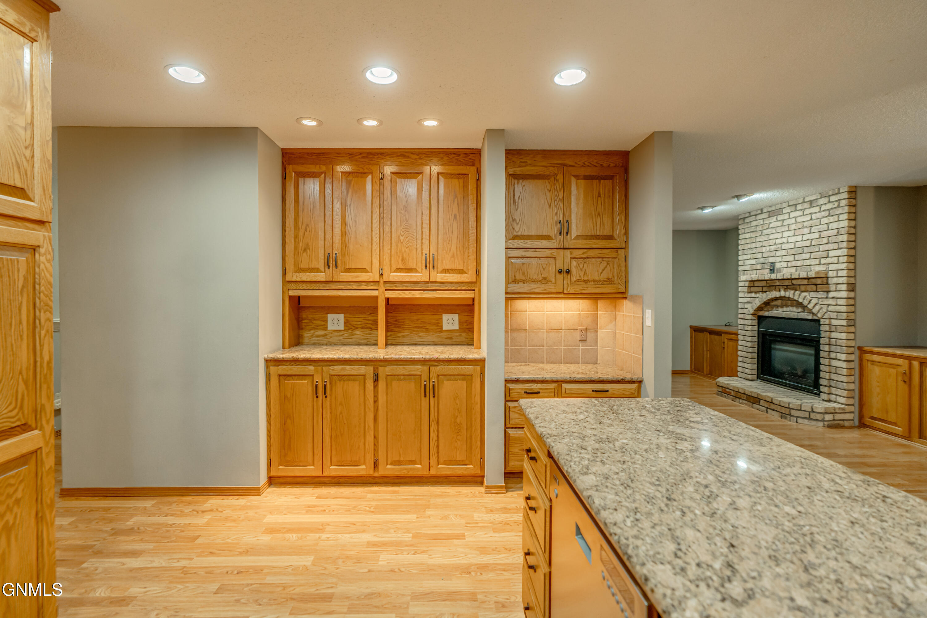 Bismarck, North Dakota, 58503, United States, 3 Bedrooms Bedrooms, ,3 BathroomsBathrooms,Residential,For Sale,1937485