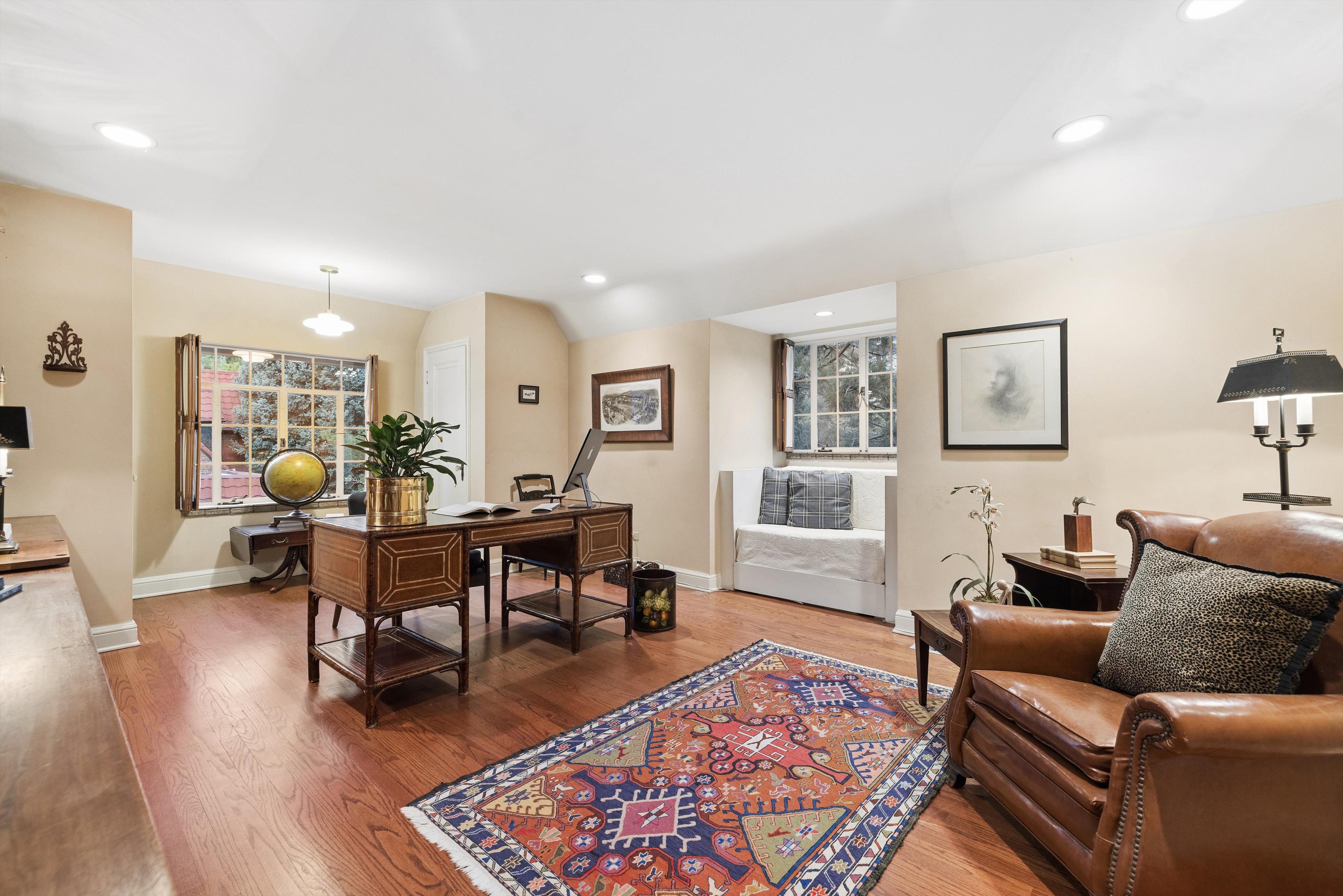  Rare Private Park Lot Near Cherry Creek with Sunroom Viking Kitchen & Spa Suite - 物件實景