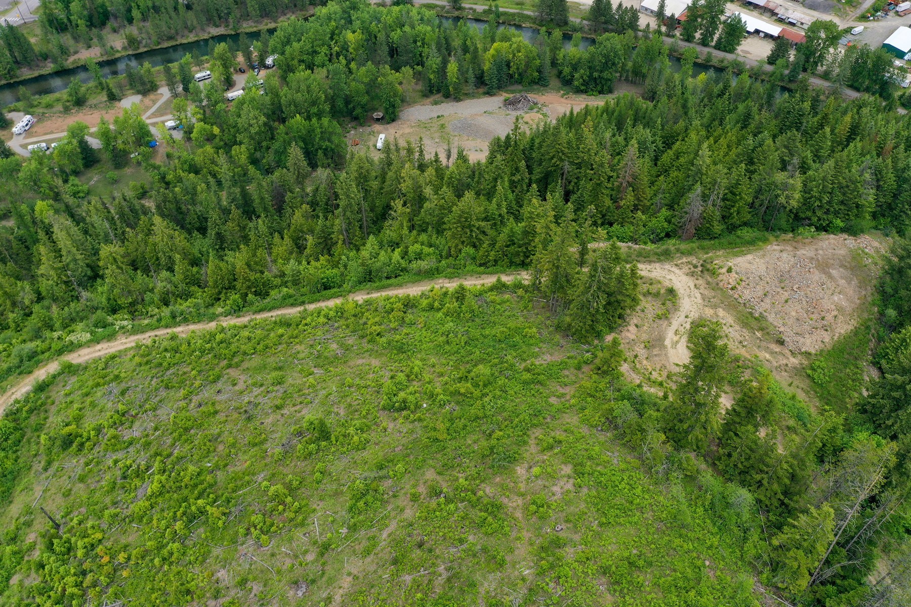  Southfork River Property - 物件實景