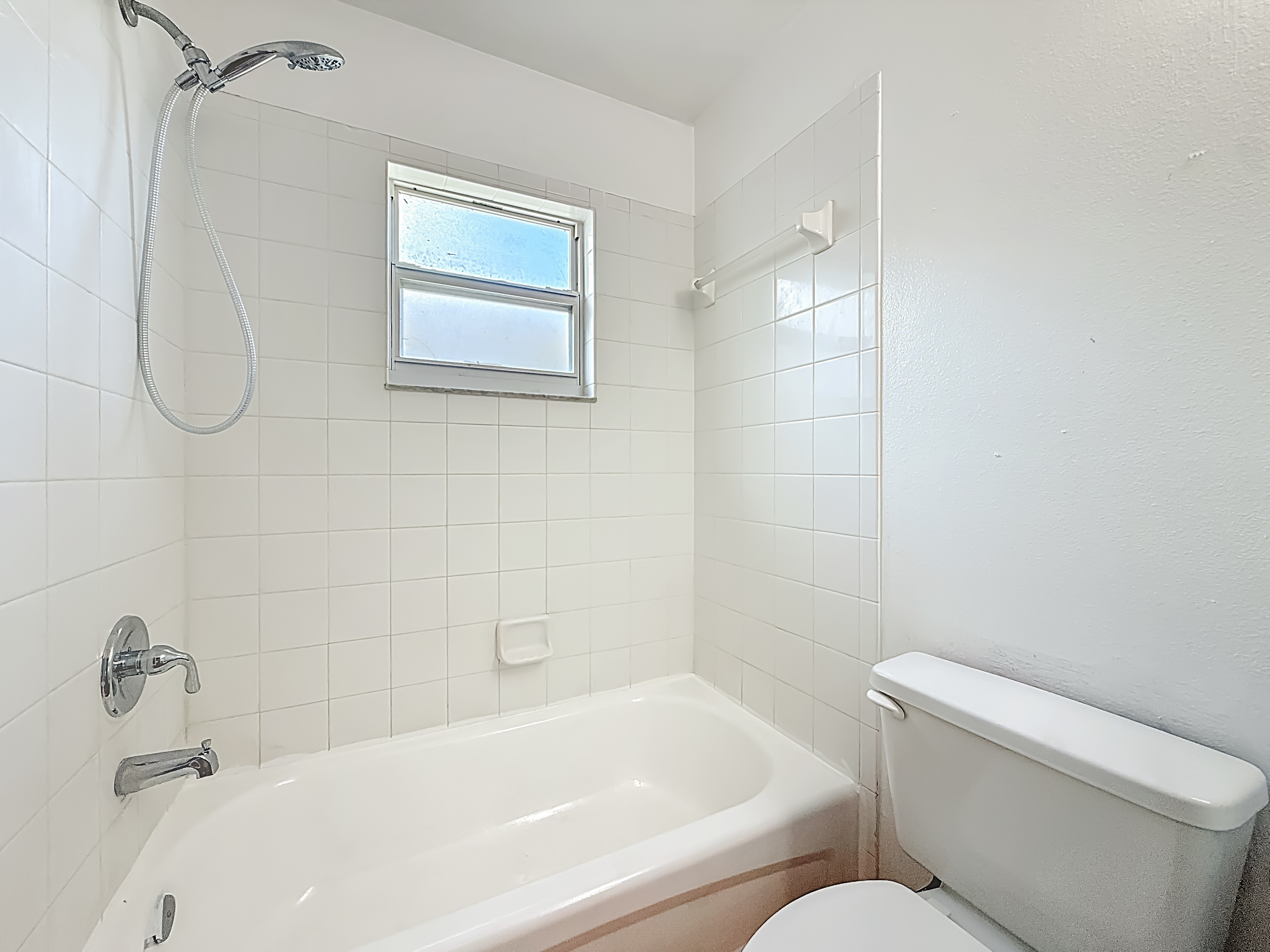 St. Petersburg, Florida, 33713, United States, 4 Bedrooms Bedrooms, ,2 BathroomsBathrooms,Residential,For Sale,2005721