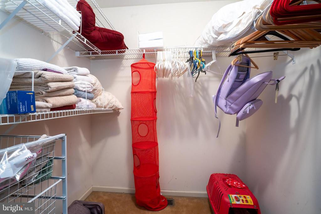 Princeton, New Jersey, 08540, United States, 4 Bedrooms Bedrooms, ,3 BathroomsBathrooms,Residential,For Sale,1977761