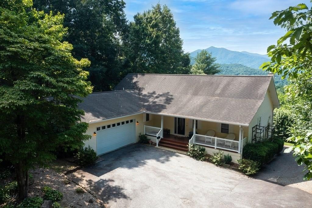 Young Harris, Georgia, 30582, United States, 3 Bedrooms Bedrooms, ,3 BathroomsBathrooms,Residential,For Sale,1979035