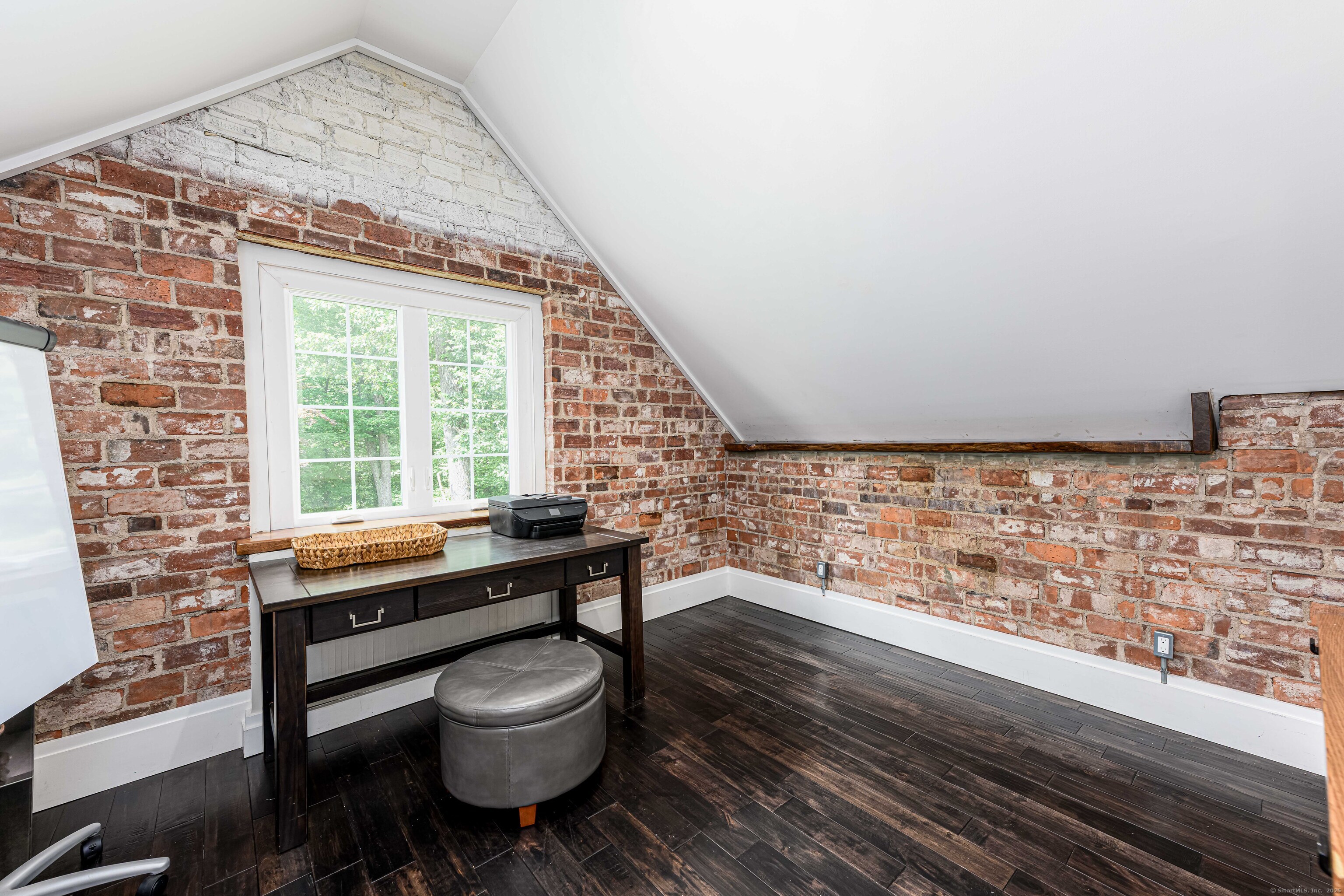 Bethany, Connecticut, 06524, United States, 4 Bedrooms Bedrooms, ,4 BathroomsBathrooms,Residential,For Sale,1911877