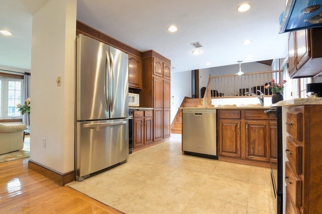 20 Fairview St, Quincy, Massachusetts, 02169, United States, 5 Bedrooms Bedrooms, ,4 BathroomsBathrooms,Residential,For Sale,20 Fairview St,1010542