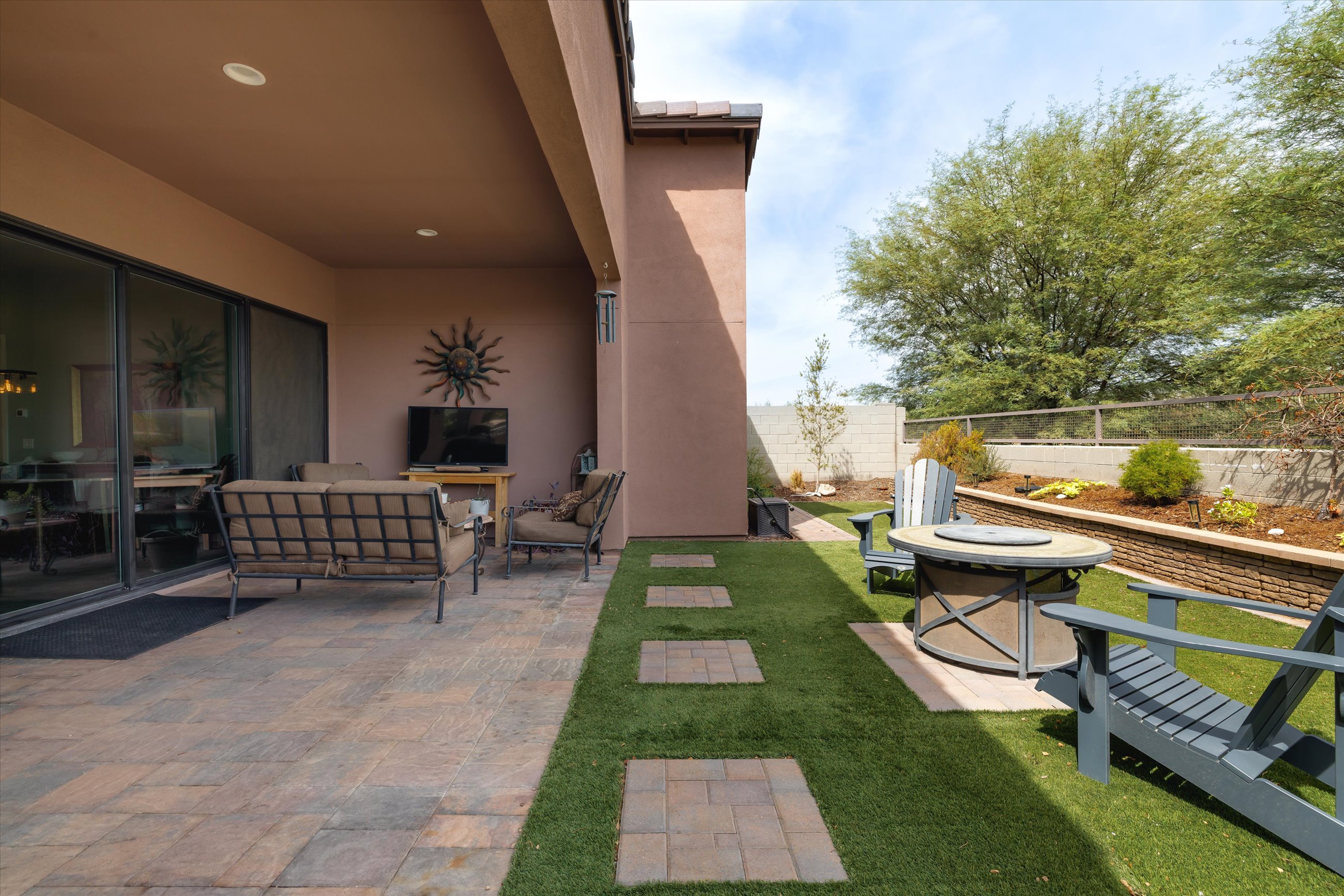  930 E Paseo Way  Phoenix, AZ - 物件實景