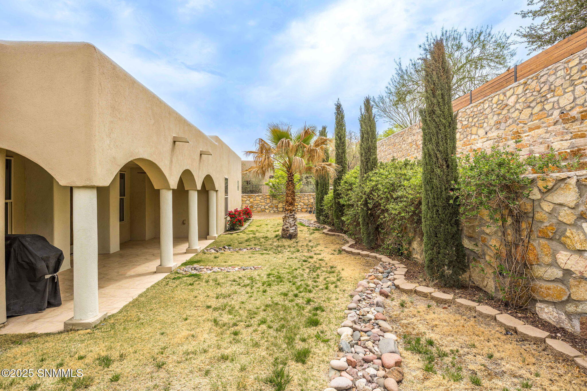Las Cruces, New Mexico, 88011, United States, 4 Bedrooms Bedrooms, ,3 BathroomsBathrooms,Residential,For Sale,1777024
