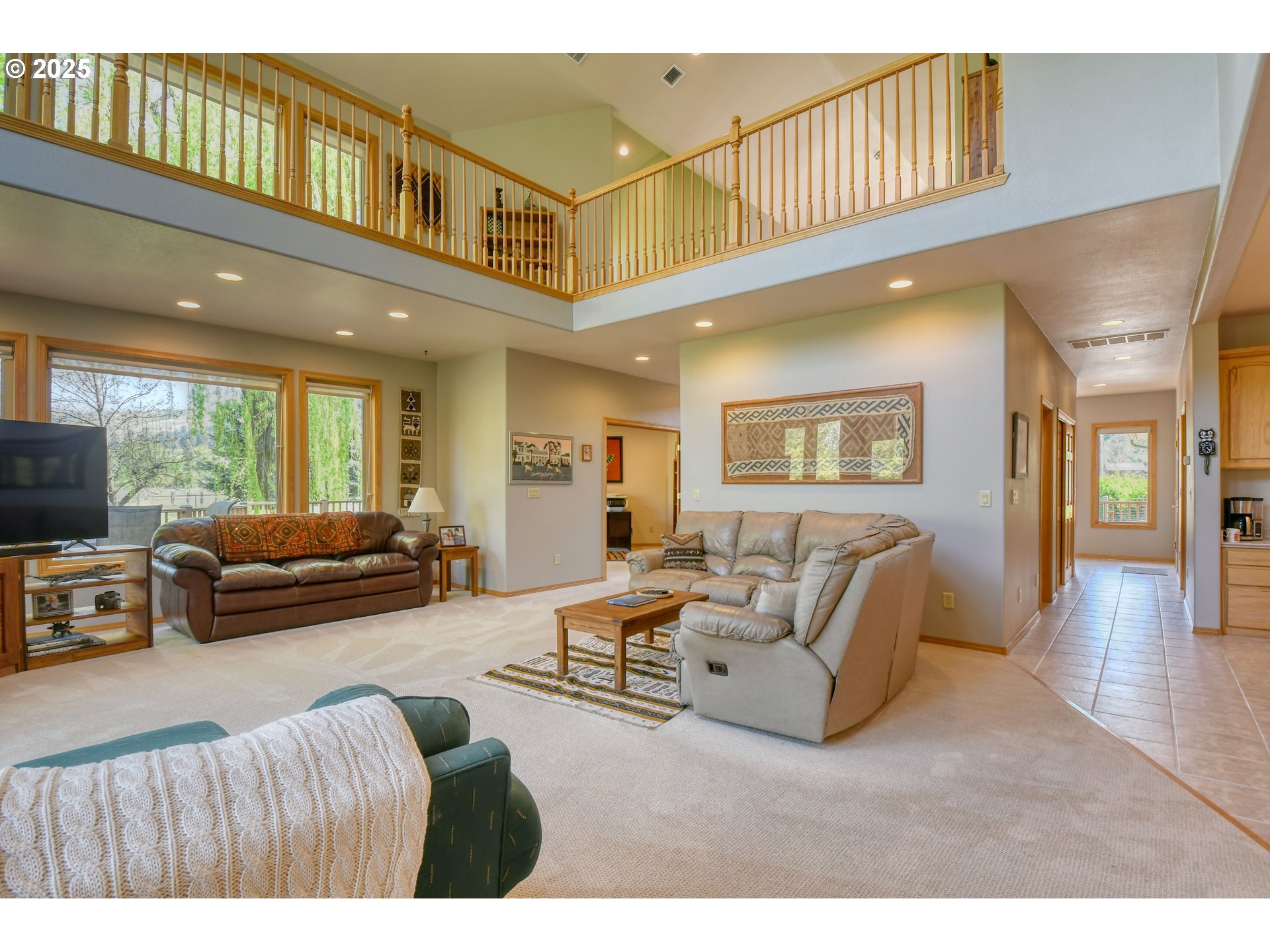 Adams, Oregon, 97810, United States, 4 Bedrooms Bedrooms, ,3 BathroomsBathrooms,Residential,For Sale,1793219