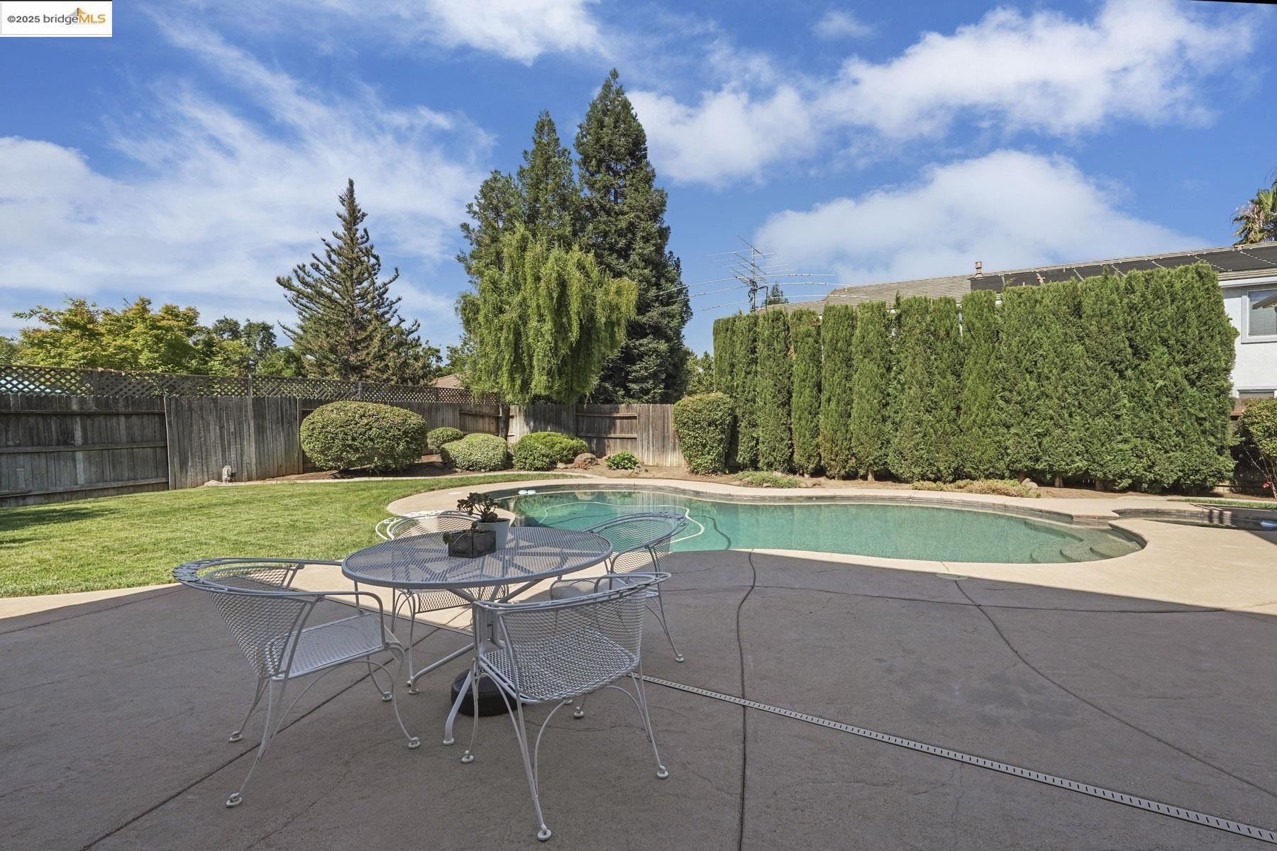 Galt, California, 95632, United States, 5 Bedrooms Bedrooms, ,3 BathroomsBathrooms,Residential,For Sale,1895195