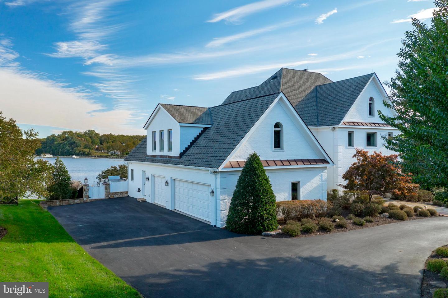 Annapolis, Maryland, 21401, United States, 6 Bedrooms Bedrooms, ,9 BathroomsBathrooms,Residential,For Sale,1744744