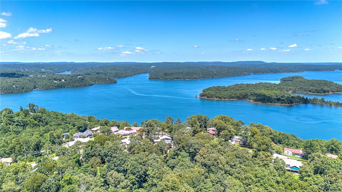 Rogers, Arkansas, 72756, United States, 4 Bedrooms Bedrooms, ,3 BathroomsBathrooms,Residential,For Sale,1901951