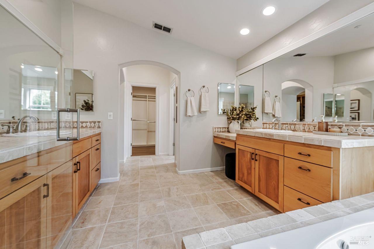 Novato, California, 94949, United States, 5 Bedrooms Bedrooms, ,3 BathroomsBathrooms,Residential,For Sale,1941742