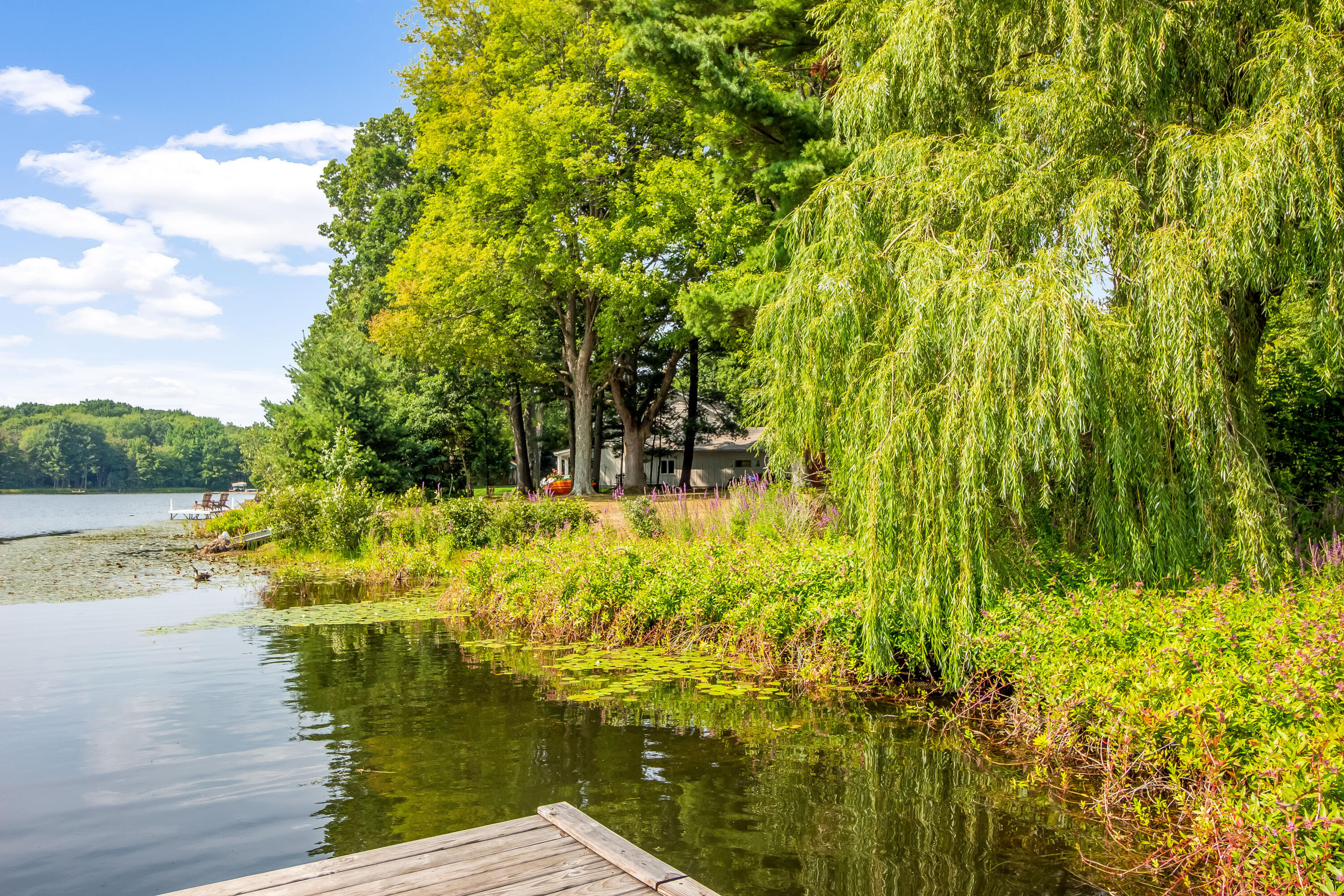 Saugatuck, Michigan, 49453, United States, 3 Bedrooms Bedrooms, ,3 BathroomsBathrooms,Residential,For Sale,1981176