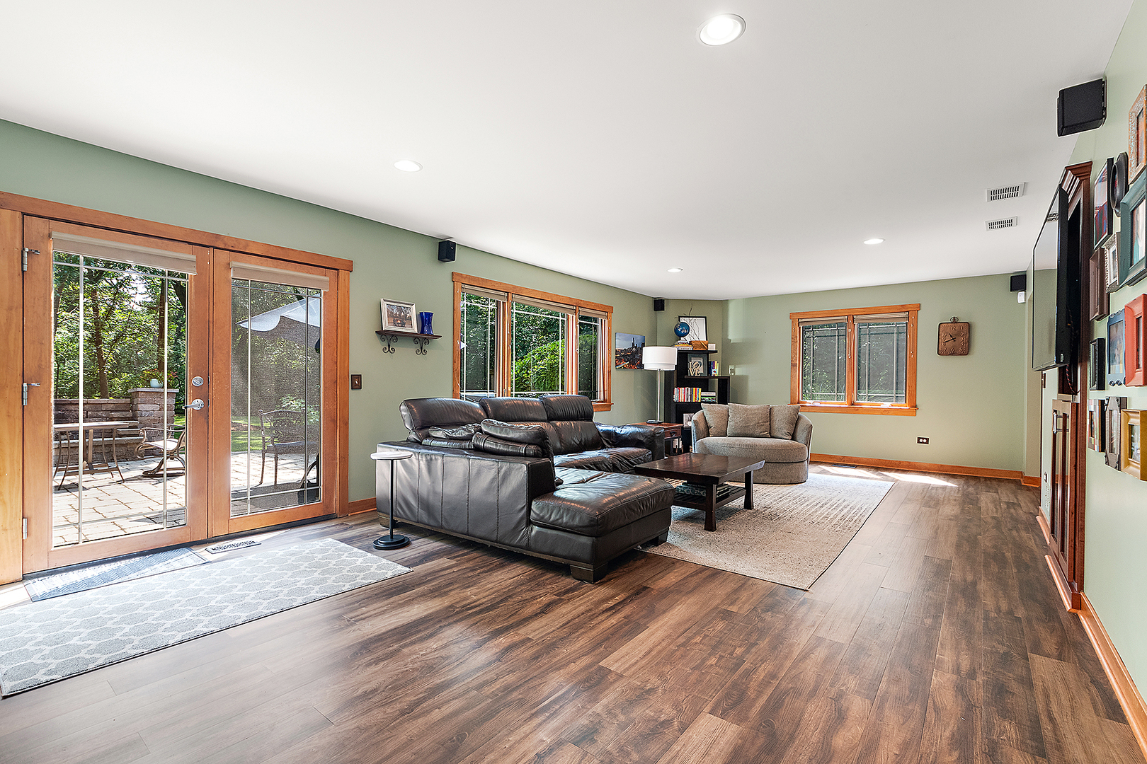 Palos Park, Illinois, 60464, United States, 3 Bedrooms Bedrooms, ,3 BathroomsBathrooms,Residential,For Sale,1921855