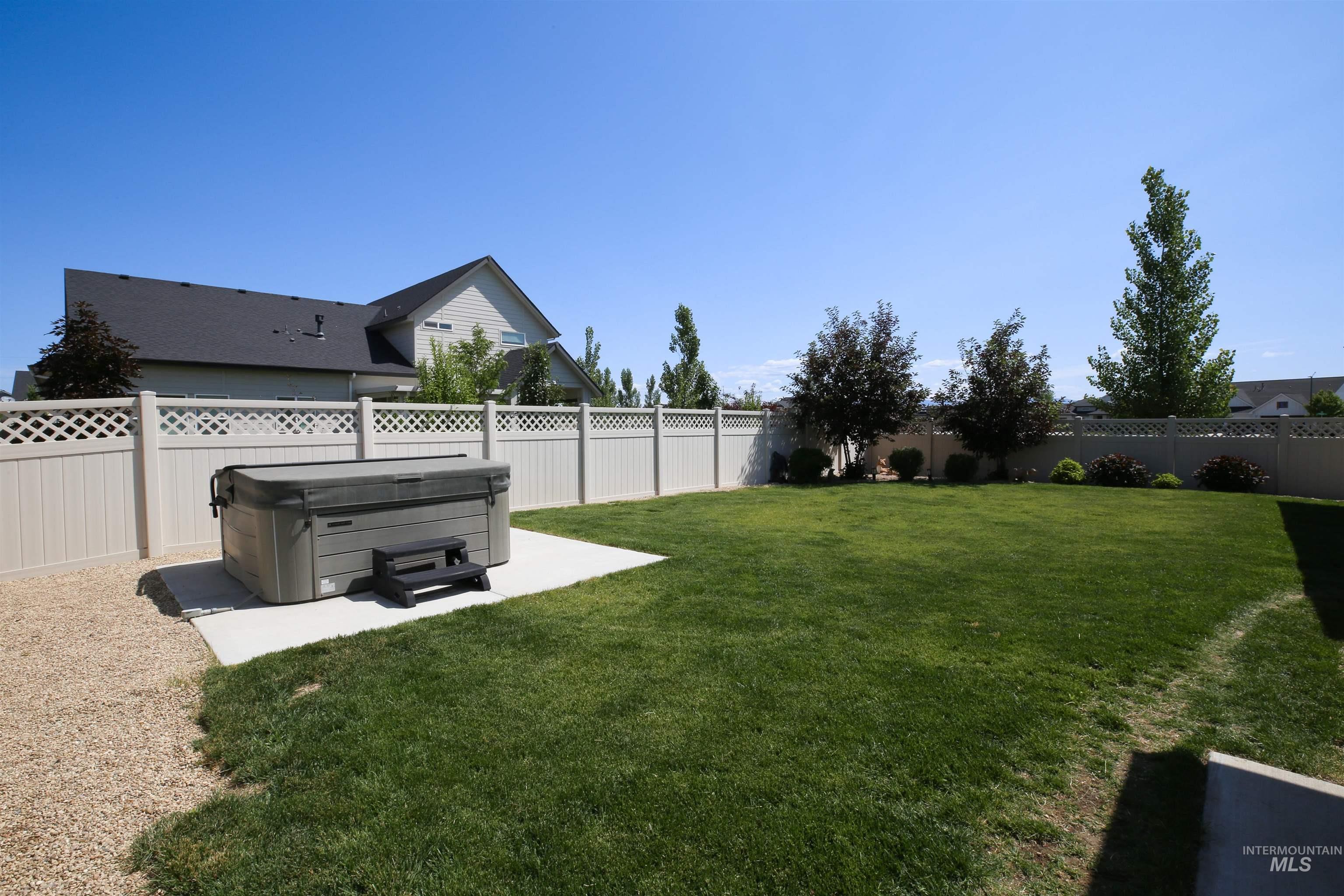 Meridian, Idaho, 83646, United States, 3 Bedrooms Bedrooms, ,2 BathroomsBathrooms,Residential,For Sale,1960582