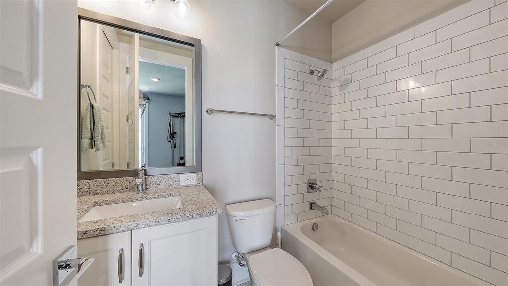 Sarasota, Florida, 34236, United States, 3 Bedrooms Bedrooms, ,4 BathroomsBathrooms,Residential,For Sale,1986560