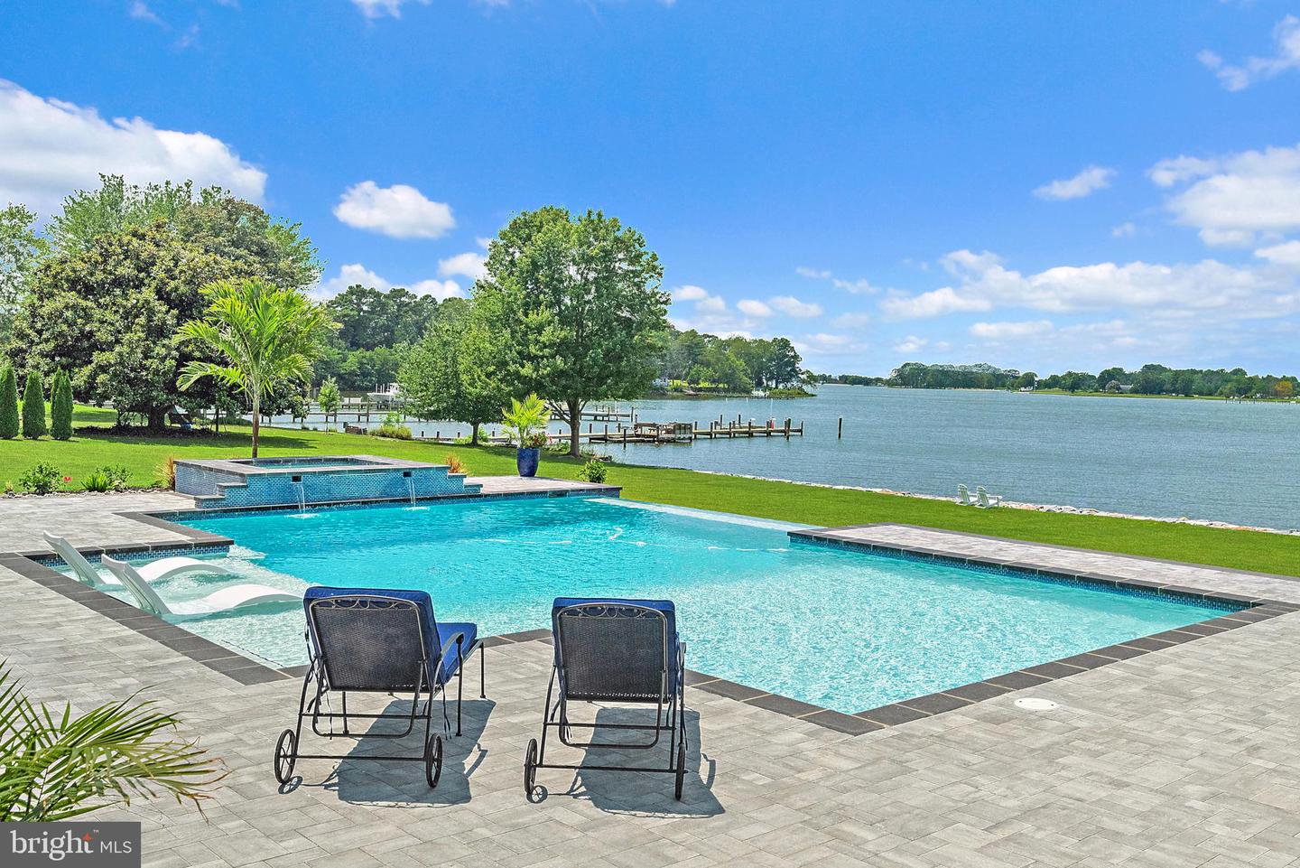 Queenstown, Maryland, 21658, United States, 5 Bedrooms Bedrooms, ,5 BathroomsBathrooms,Residential,For Sale,1907636