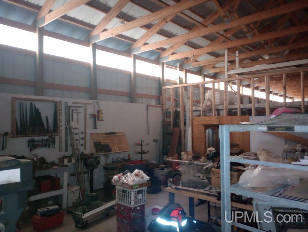 Calumet, Michigan, 49913, United States, 1 Bedroom Bedrooms, ,1 BathroomBathrooms,Residential,For Sale,1921987