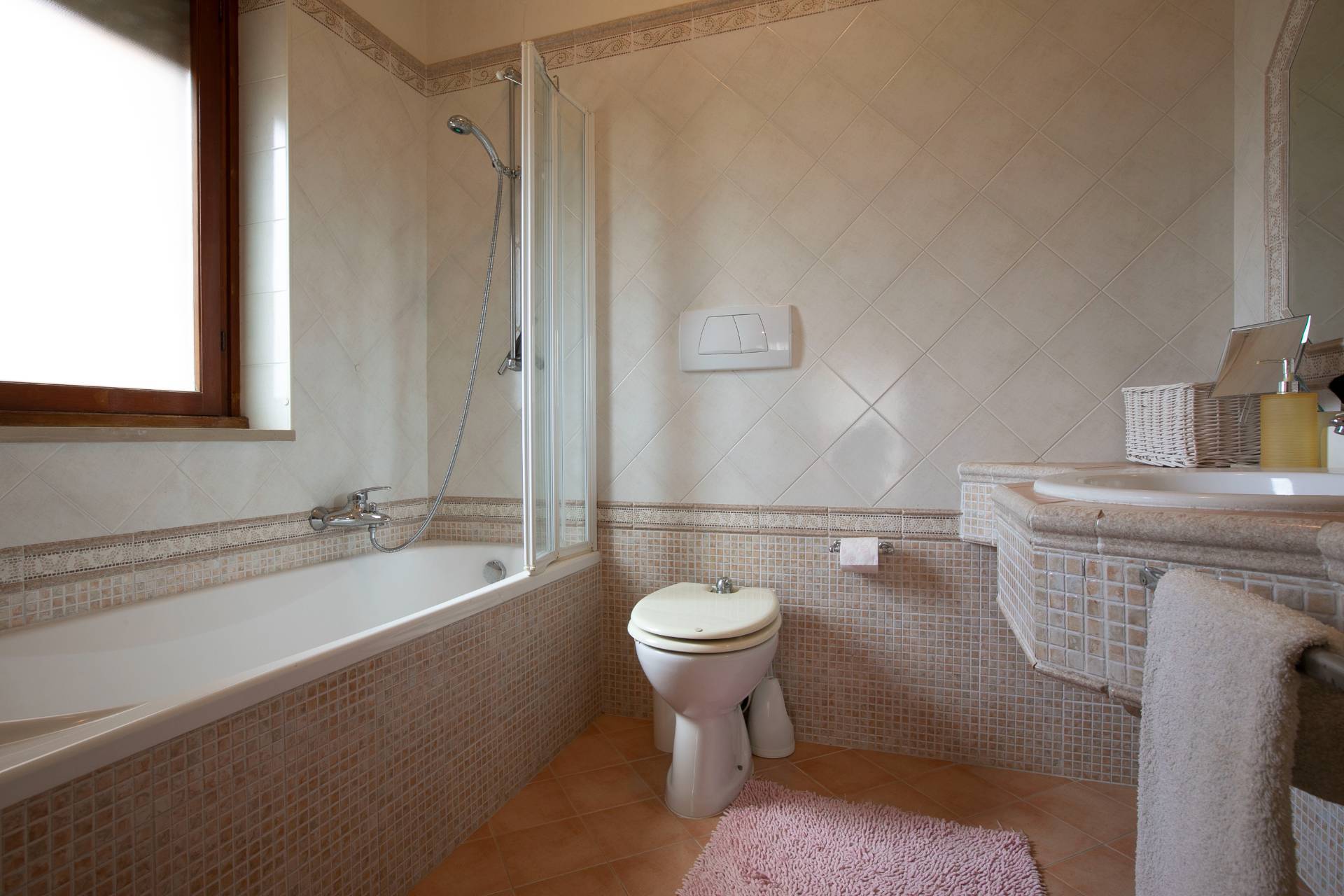 Via Amipsia, Roma, Roma, 00100, IT, 7 Bedrooms Bedrooms, ,6 BathroomsBathrooms,Residential,For Sale,Via Amipsia,1441515