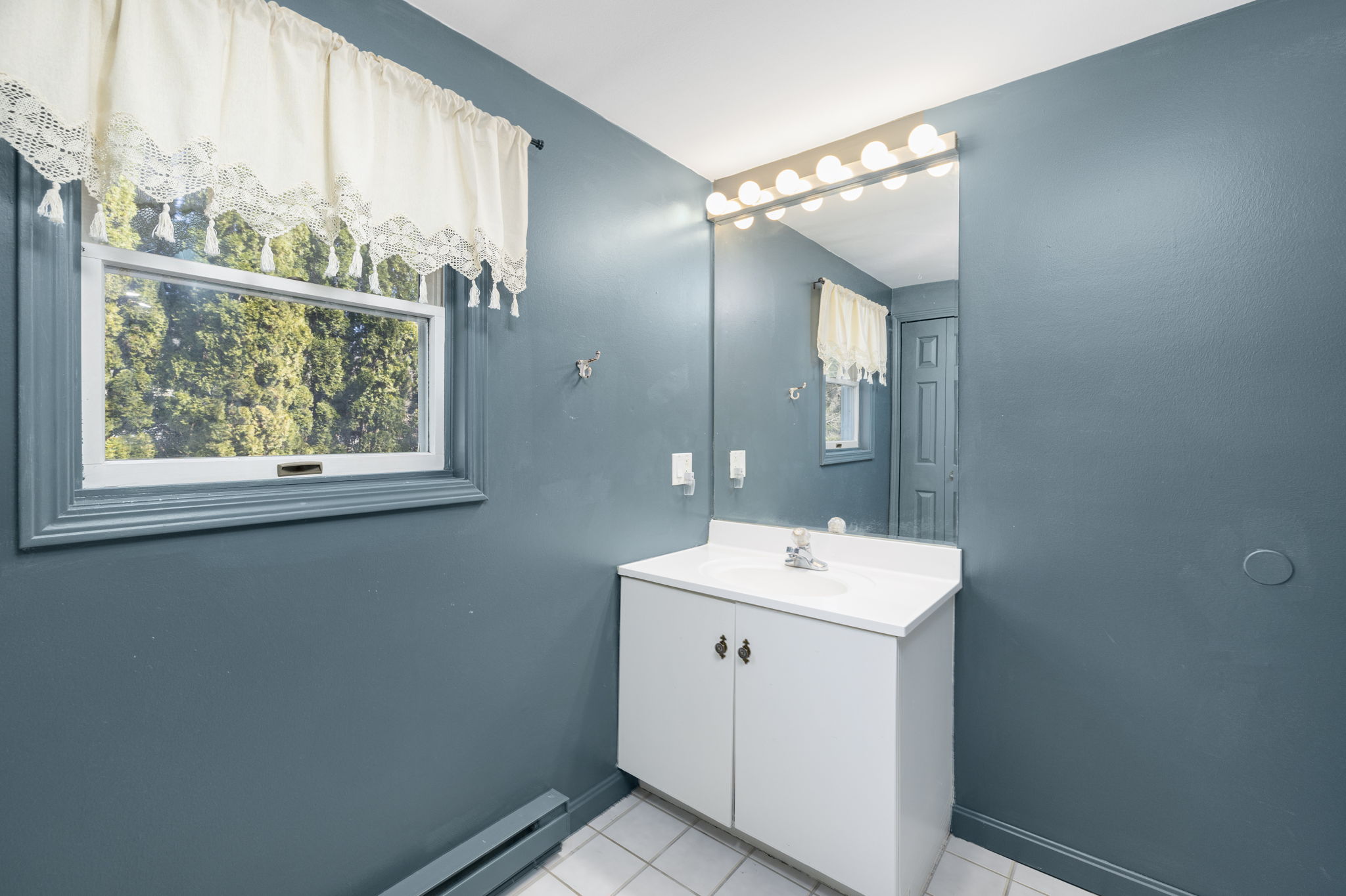  28 Bow And Arrow Trail S, South Kingstown, RI, 02879 - 物件實景