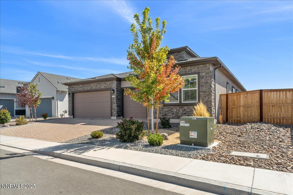 Sparks, Nevada, 89436, United States, 3 Bedrooms Bedrooms, ,3 BathroomsBathrooms,Residential,For Sale,1942238