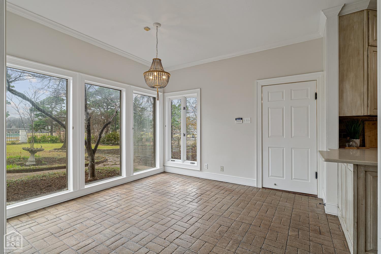 Jonesboro, Arkansas, 72401, United States, 4 Bedrooms Bedrooms, ,3 BathroomsBathrooms,Residential,For Sale,2005969