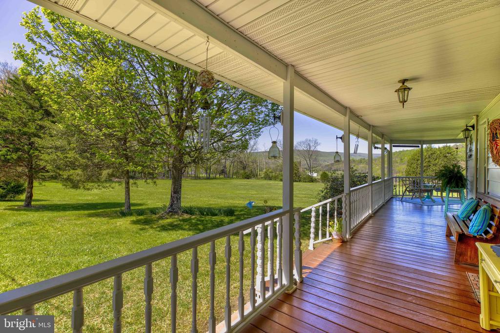 Wardensville, West Virginia, 26851, United States, 3 Bedrooms Bedrooms, ,1 BathroomBathrooms,Residential,For Sale,1936934