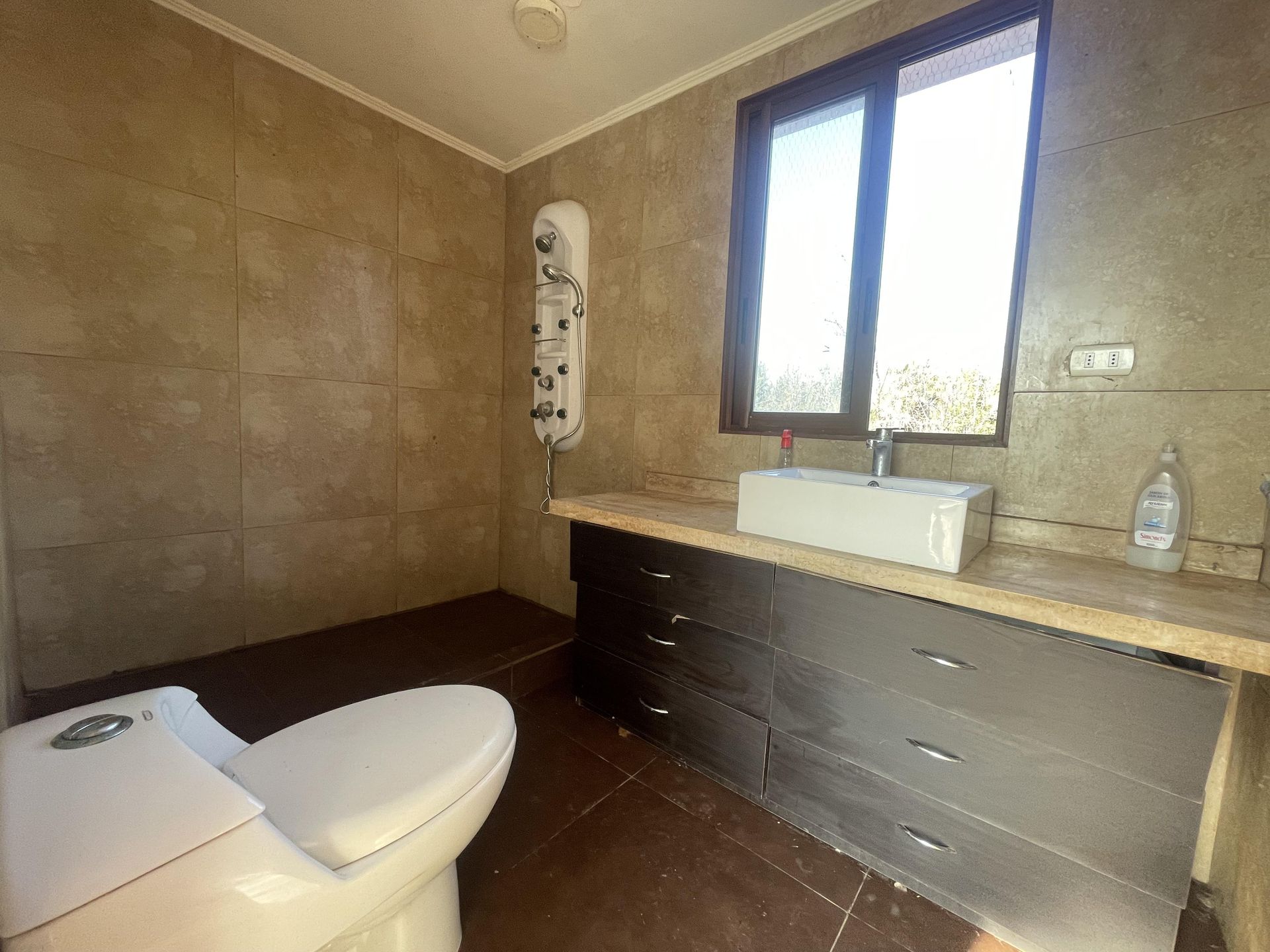 Colina, Chile, 5 Bedrooms Bedrooms, ,5 BathroomsBathrooms,Residential,For Sale,1948525