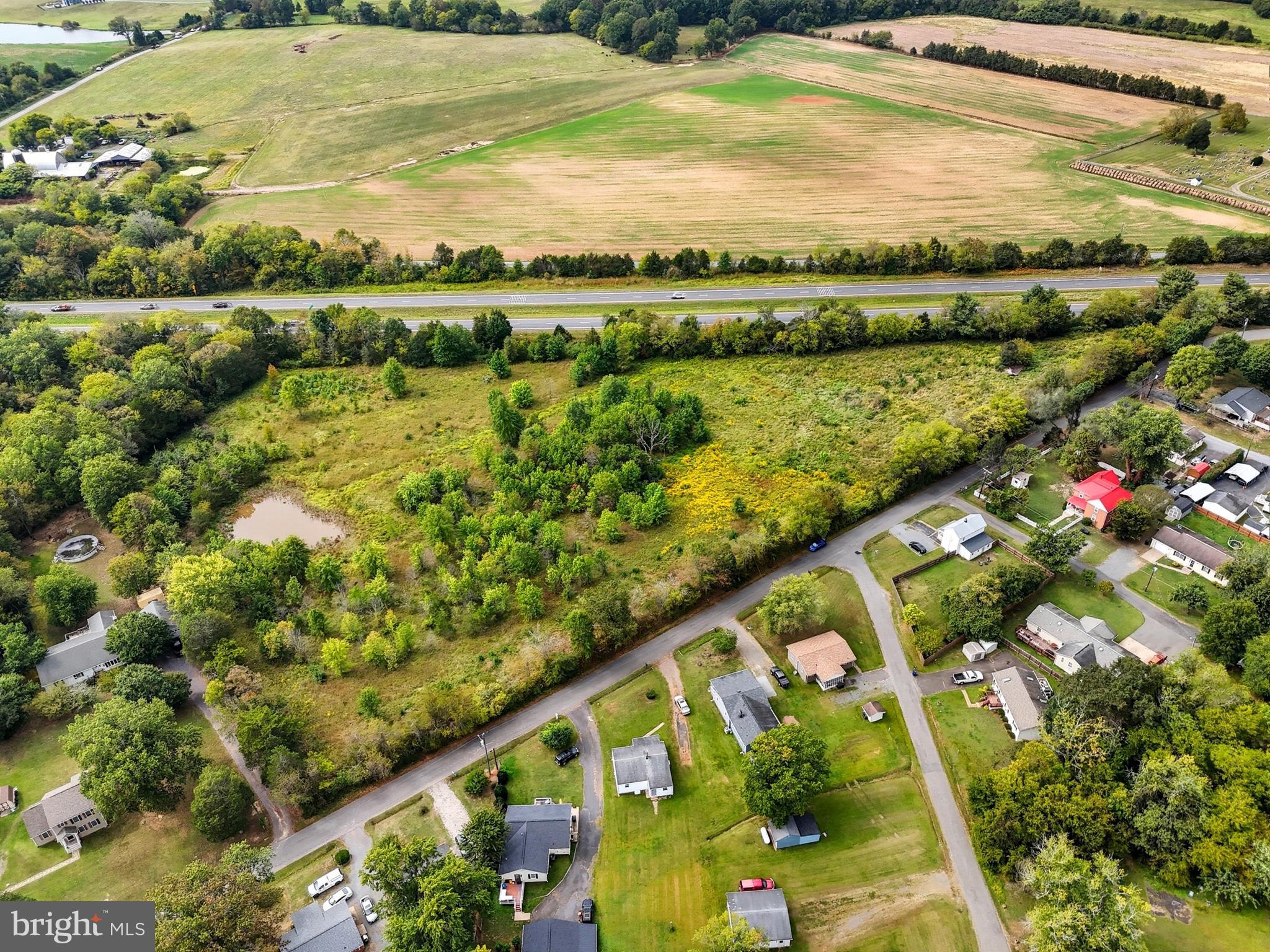 Remington, Virginia, 22734, United States, ,Residential,For Sale,2005686