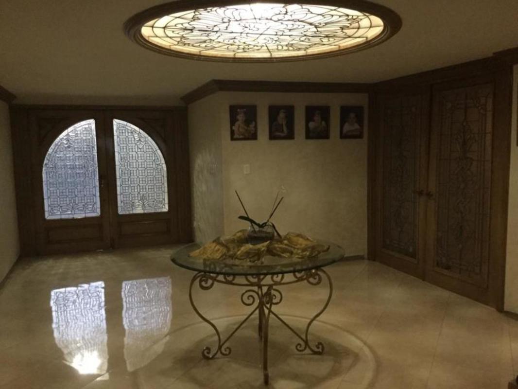 Paseo de San Luciano, Torreón, Coahuila de Zaragoza, 27106, Mexico, 3 Bedrooms Bedrooms, ,3 BathroomsBathrooms,Residential,For Sale,Paseo de San Luciano,1621731