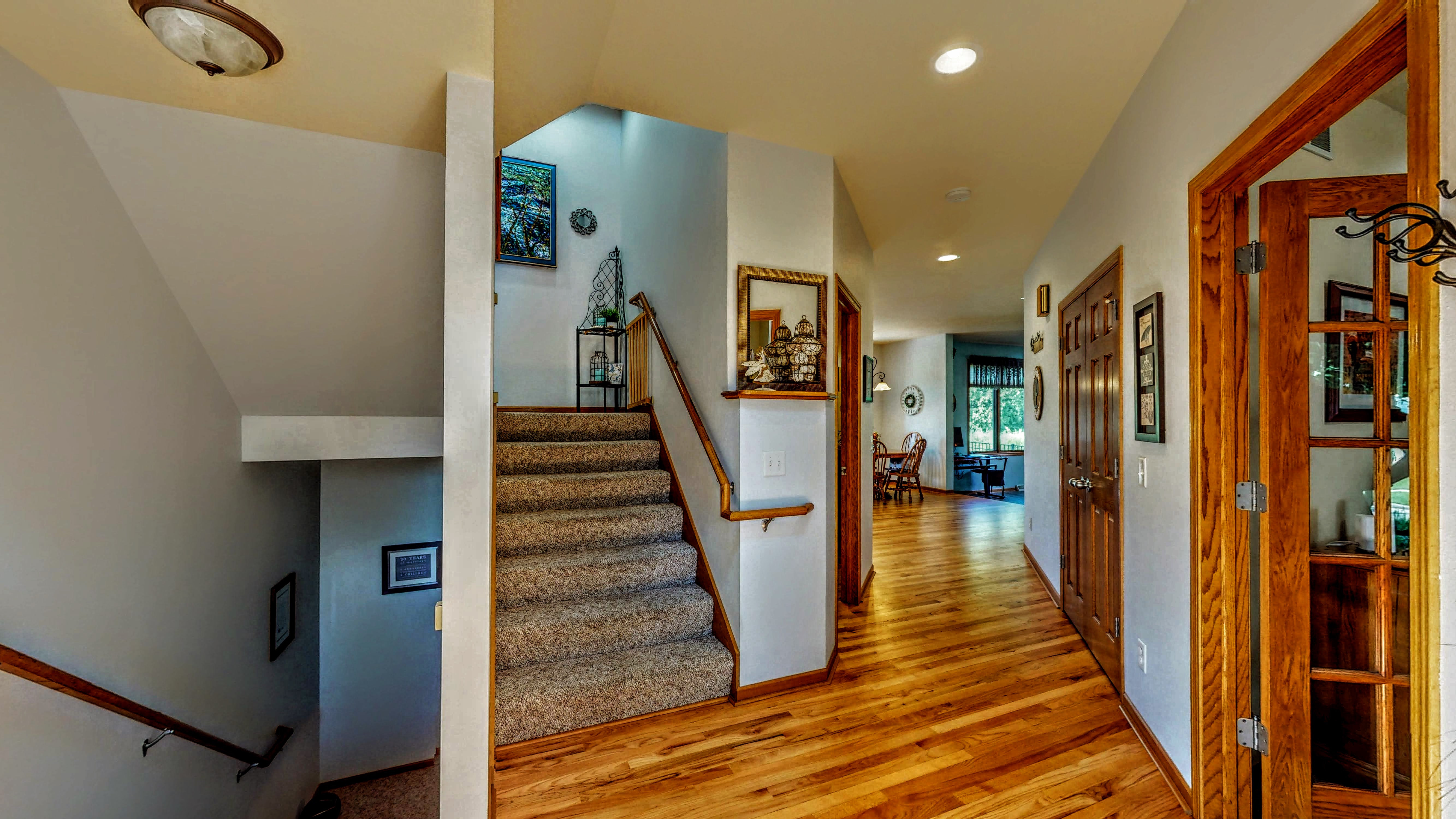 Jefferson, Wisconsin, 53549, United States, 4 Bedrooms Bedrooms, ,4 BathroomsBathrooms,Residential,For Sale,1984363