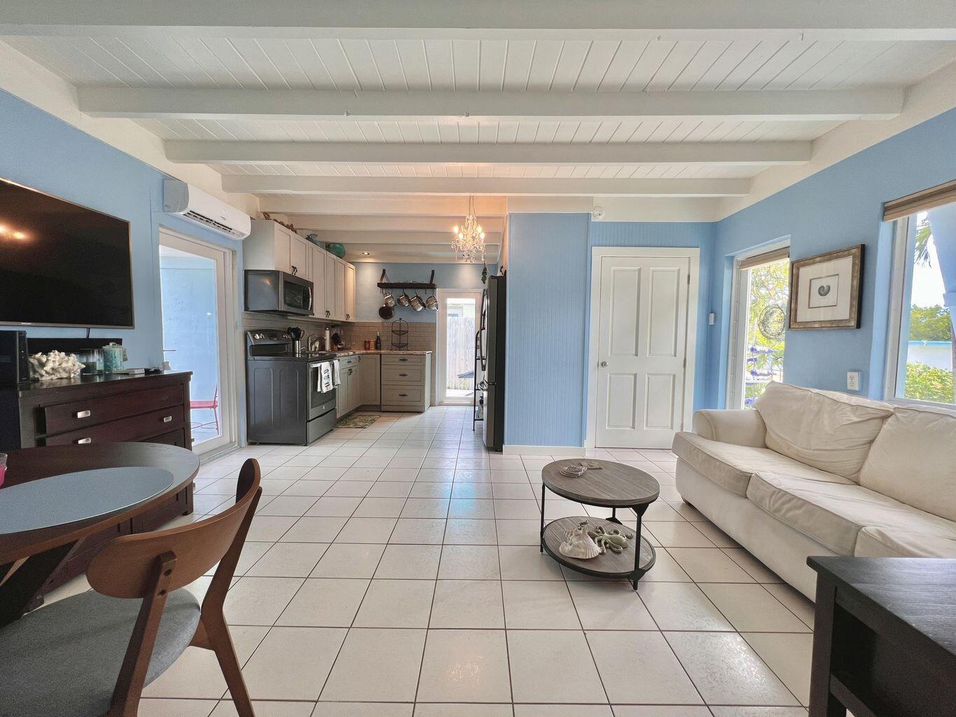 KEY LARGO, Florida, 33037, United States, 1 Bedroom Bedrooms, ,1 BathroomBathrooms,Residential,For Sale,1827867