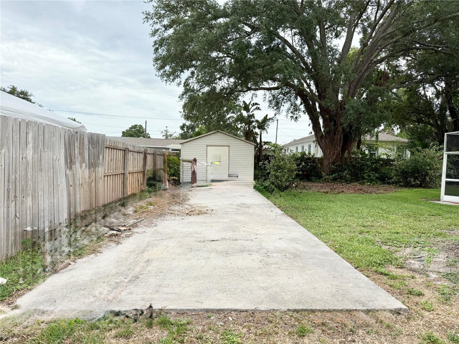 Tampa, Florida, 33618, United States, 3 Bedrooms Bedrooms, ,2 BathroomsBathrooms,Residential,For Sale,1931261
