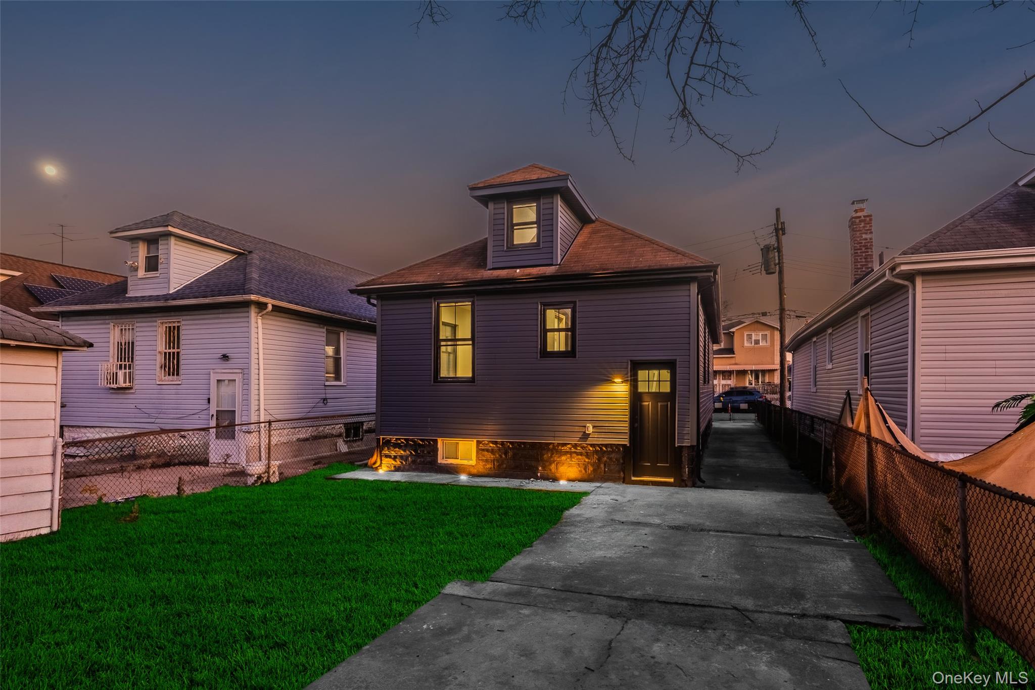 Jamaica, New York, 11434, United States, 4 Bedrooms Bedrooms, ,3 BathroomsBathrooms,Residential,For Sale,2003093