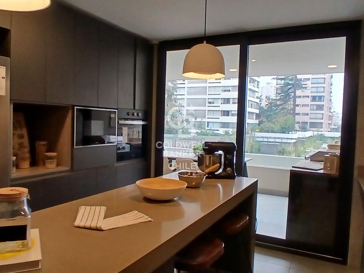 Las Condes, Chile, 3 Bedrooms Bedrooms, ,3 BathroomsBathrooms,Residential,For Sale,1896382
