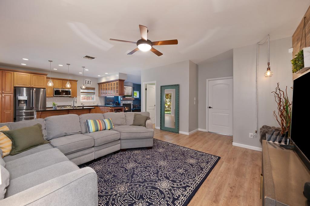 Sacramento, California, 95818, United States, 3 Bedrooms Bedrooms, ,3 BathroomsBathrooms,Residential,For Sale,1954862