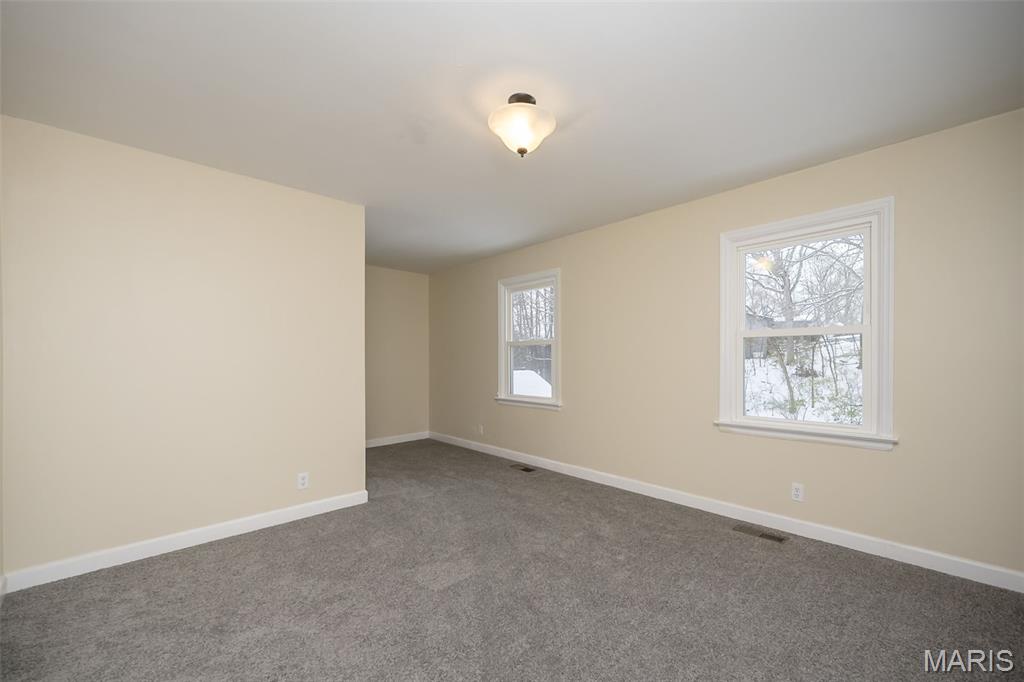 Chesterfield, Missouri, 63017, United States, 5 Bedrooms Bedrooms, ,4 BathroomsBathrooms,Residential,For Sale,2002009