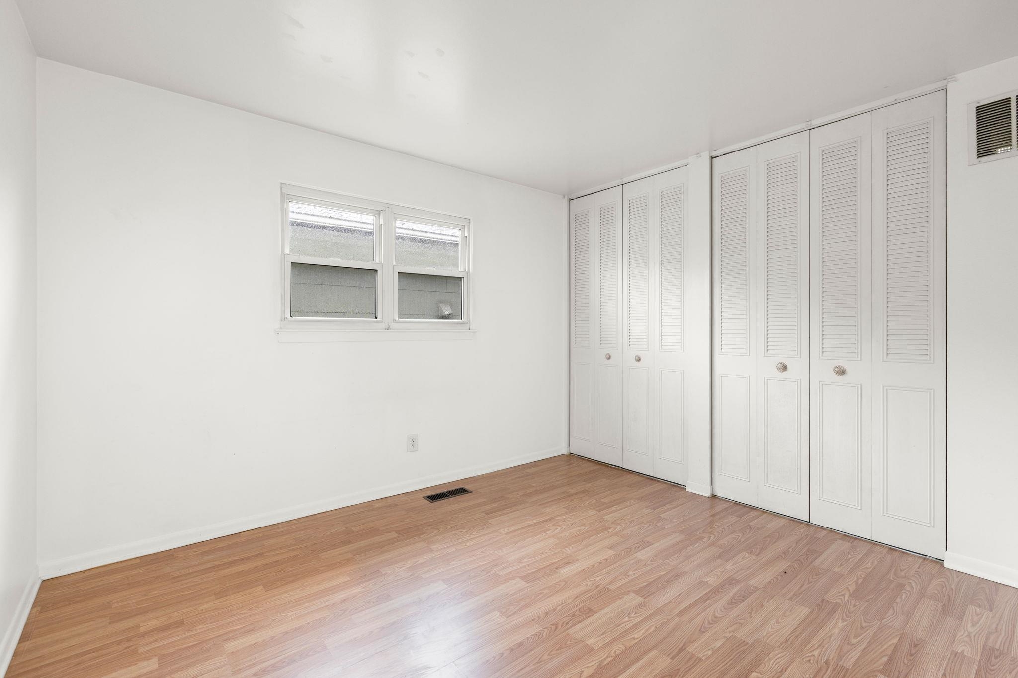 Harrison, New Jersey, 07029, United States, 6 Bedrooms Bedrooms, ,2 BathroomsBathrooms,Residential,For Sale,1991185